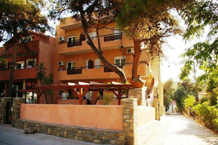 Οινάνθη Διαμέρισμα Ποτός Εξωτερικό φωτογραφία
